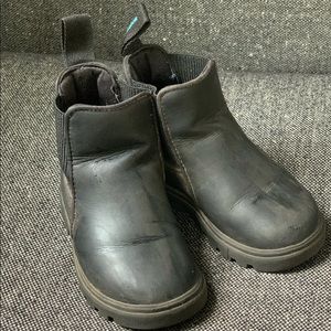 Native Chelsea Boots